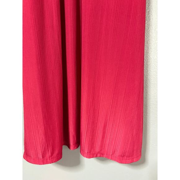 Candies pleated above the knee & mini dress size Medium NWT - Picture 2 of 5